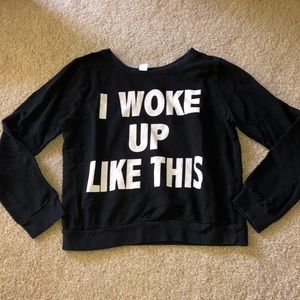 Long sleeve crop top